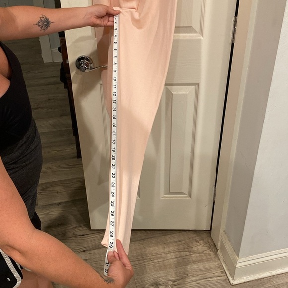 *New* Light Pink Jumpsuit from PrettyLittleThing with adjustable tie at front - Picture 5 of 8